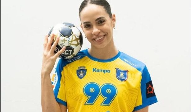 galerie foto sorina grozav e sorina grozav din nou mvp in ultima etapa din liga florilor 6912f8a5154dd