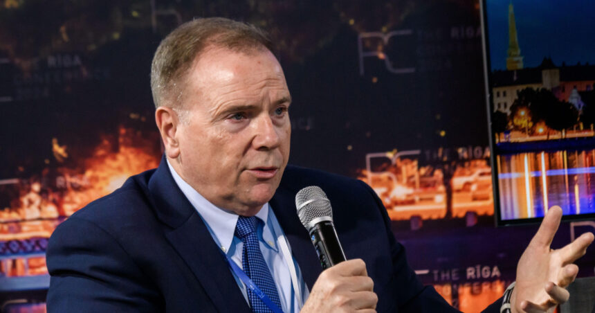 gen ben hodges despre retragerea trupelor americane din romania cel mai rau moment posibil treaba foarte proasta si cand au explicat 690b1e32e700c