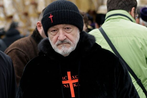 gigi becali stie cum poate fi invinsa basel doar cu rugaciunea ii bati pe astia 690c6148f33fc