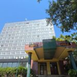 hotelul perla din mamaia ramane deocamdata in picioare specialistii permit doar reparatii interioare 690b2545bcfcf