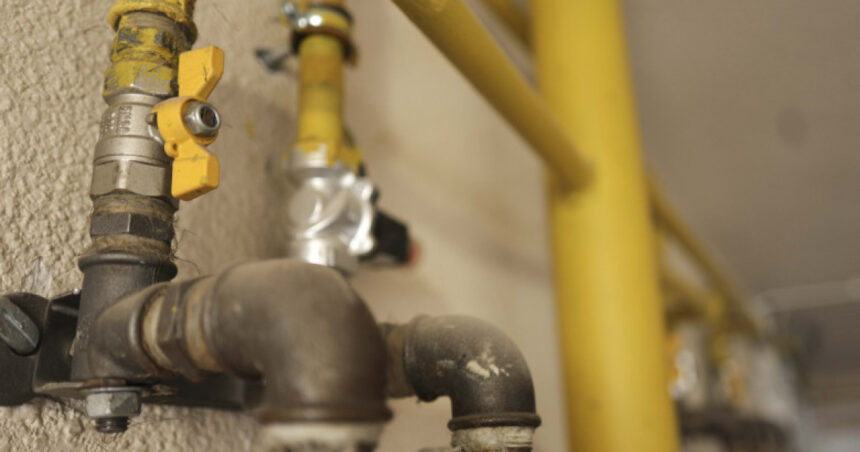 incident la instalatia unui bloc din sectorul 5 aproape 130 de consumatori au ramas fara gaze naturale conditii pentru realimentare 69241cae0d3dc