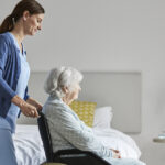 ingrijiri medicale la domiciliu pentru neasigurati ce include pachetul minimal cnas ce servicii primesc persoanele asigurate 691bfe9de74dd