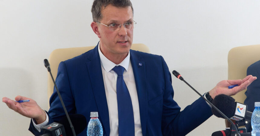 ionut mosteanu anunta ca ar putea prezenta in parlament inclusiv informatii clasificate despre retragerea unor trupe sua din romania 6909f6e89a1bc