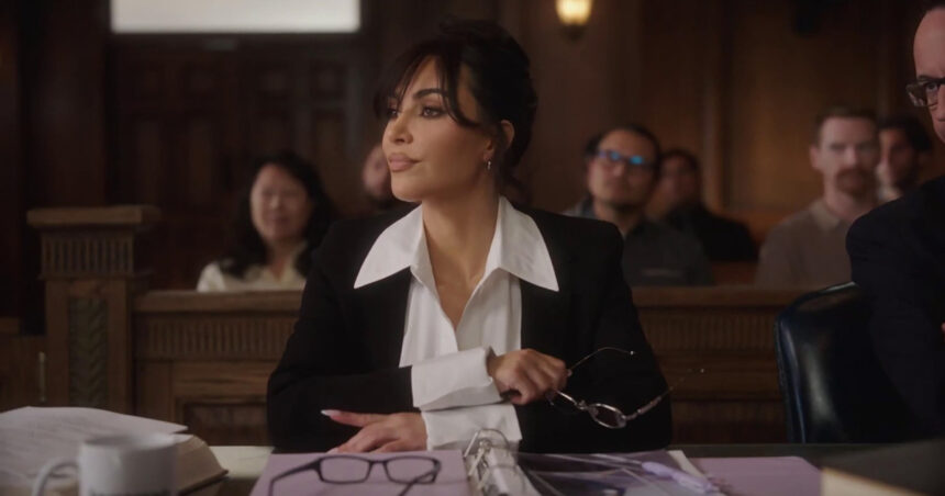 kim kardashian vrea sa devina avocat dar isi da examenele cu chatgpt ma enervez si tip la el tu m ai facut sa pic 690dac1f77dad