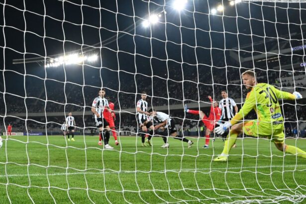 live text u cluj fcsb live text pe sport ro de la 2030 un antrenor de top sta in fata campioanei romaniei 6905b82fe5e13