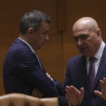 ludovic orban intrebat ce sanse sunt sa se rupa coalitia psd ului ii convine ca bolojan sa fie premier 692ae1f3586e7