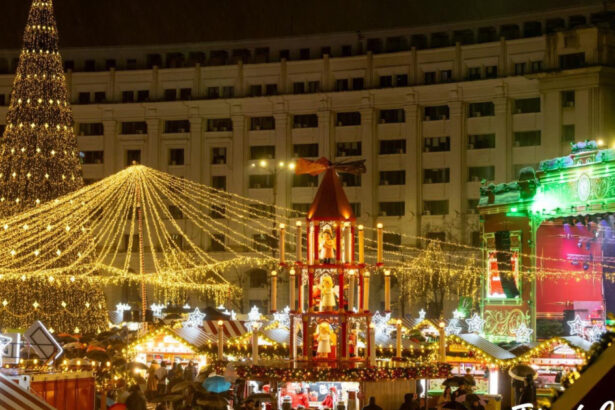 luminitele de sarbatori au fost aprinse in capitala primarul interimar a deschis targul de craciun din piata constitutiei 692b5977f0961