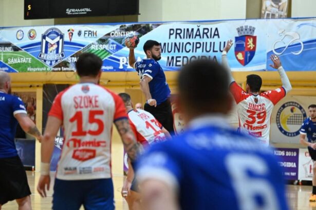 meci de foc pentru handbalistii de la cs medgidia in sala sporturilor iftimie ilisei 690cf5ab8cf44