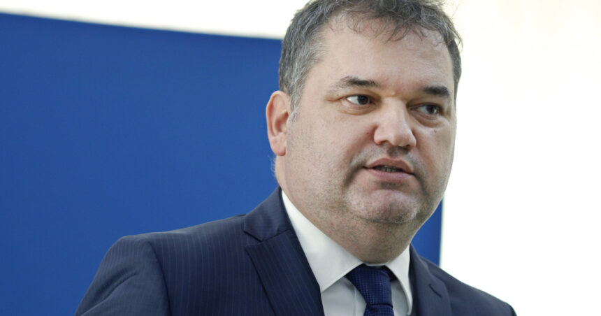 ministrul dezvoltarii reducerea de cheltuieli de personal cu 10 in administratie se poate infaptui prin mai multe modalitati 691dc2f17cca4