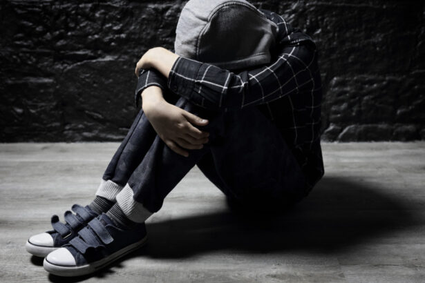 ministrul educatiei cere o analiza privind modul in care un liceu din cluj a gestionat cazul unui copil batut si umilit de colegi 691a0f394ff73