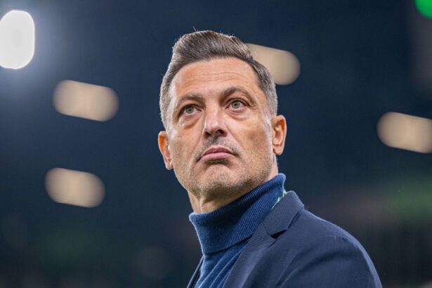 mirel radoi a dat declaratia serii dupa ce a fost eliminat dupa 20 de minute la meciul cu rapid viena s au obisnuit 690d2985b6c42