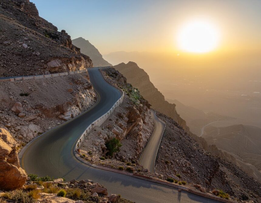 muntele vrajit jebel jais perle si apusuri de vis ce inseamna emiratul ras al khaimah 6925ceab769db