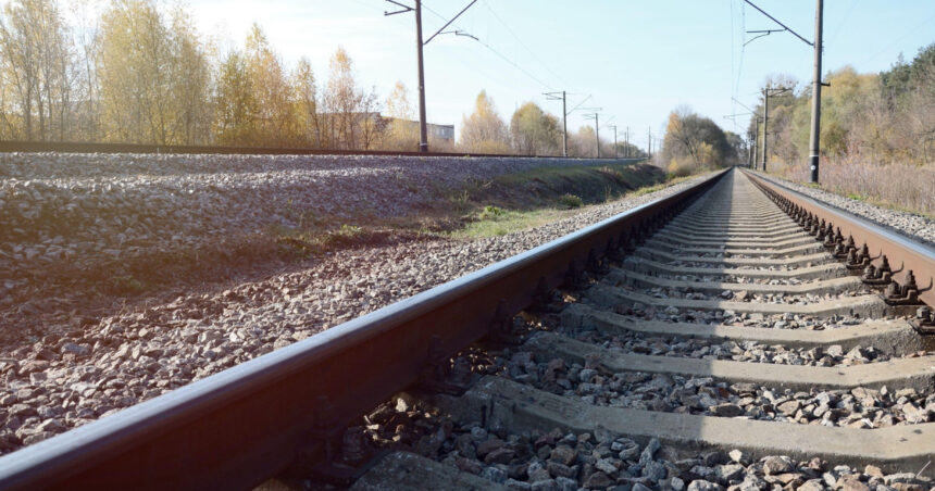 news alert accident feroviar grav langa bucuresti patru oameni au murit dupa ce un tren a lovit o masina la trecerea de la vidra 690e0416e4e6d