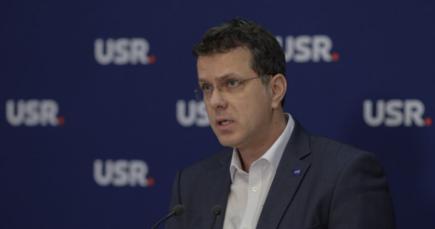news alert o parte din conducerea usr vrea sa ii retraga sprijinul politic lui ionut mosteanu liderii partidului intra in sedinta surse 6929665deead7