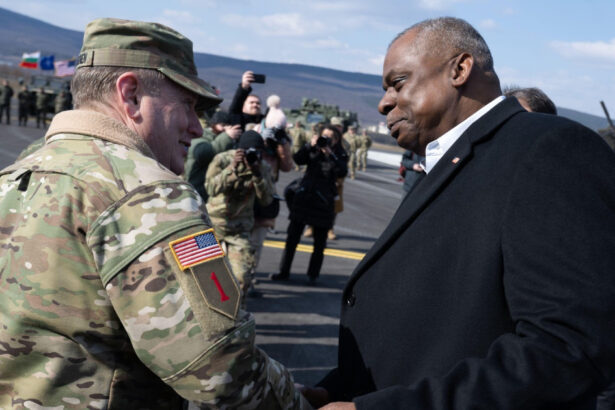 nicusor dan a decorat un general american pentru ce a primit matthew j van wagenen ordinul virtutea militara 691ddd1d85ad6