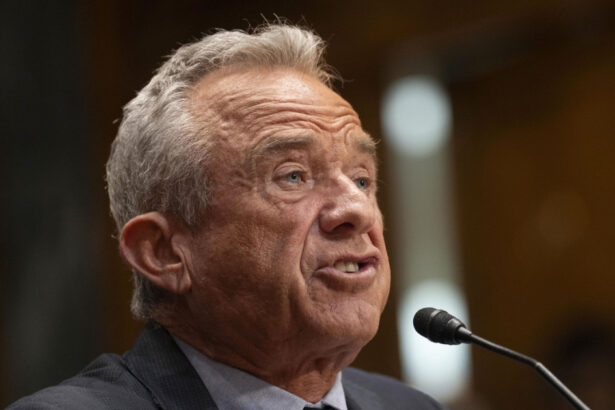 nu exista suficiente dovezi ca tylenol provoaca autism recunoaste secretarul american al sanatatii robert f kennedy jr 69066f137e1fd