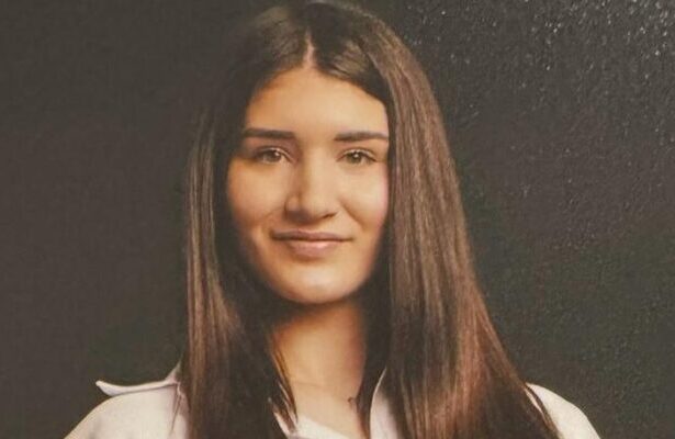 o adolescenta de 15 ani din comuna cumpana a disparut de acasa daca o vedeti sunati la 112 6915edd54265d