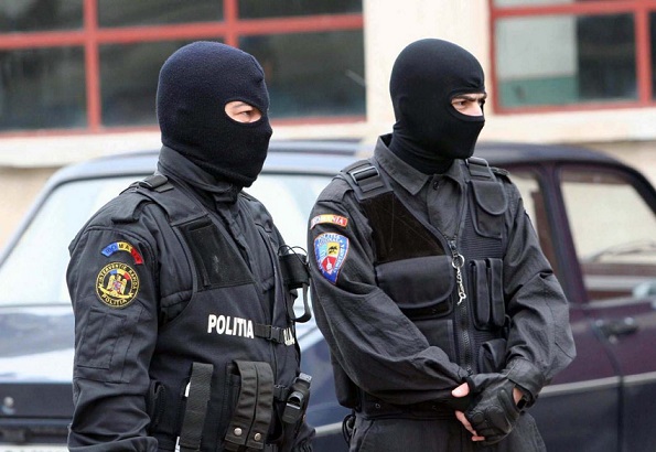 operatiunea calul troian zeci de perchezitii domiciliare in judetele constanta si tulcea precum si in capitala 691dc8f6f0bbc