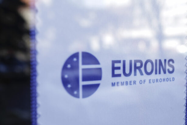 perchezitii in bucuresti si targu mures in dosarul falimentarii companiei de asigurari euroins 6926aaa3c045e