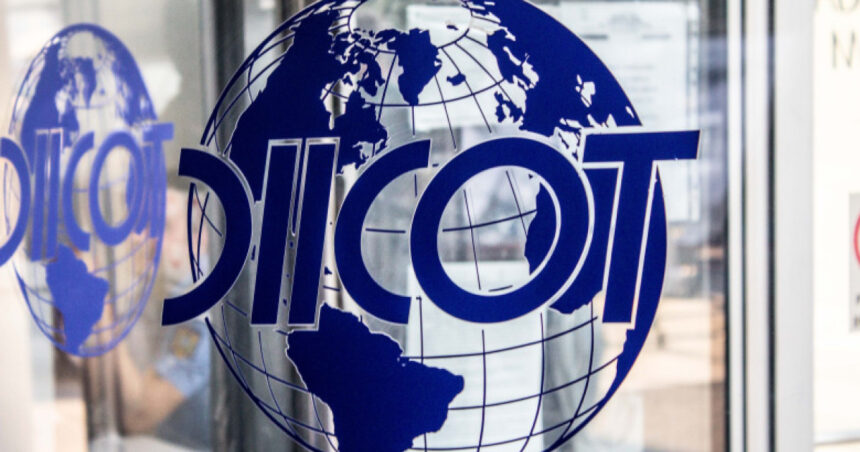 perchezitii in judetele bacau si satu mare la persoane cercetate pentru pornografie infantila viol si sanjaj asupra unui minor 691d9df5ef63b