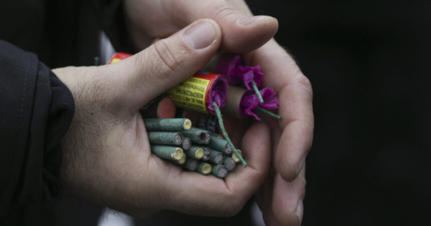 politia romana a anuntat controale stricte la petarde si artificii verificari inclusiv pe internet si la firmele de curierat 69202b617f0ee