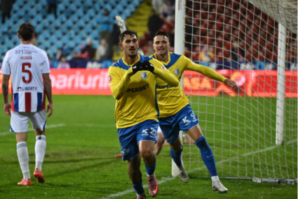 punct pretios smuls de farul constanta pe terenul celor de la otelul galati 6923581f4c1b9