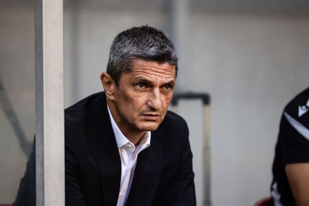 razvan lucescu cauta a doua victorie in europa league paok young boys live score de la 2200 690cb21f32062