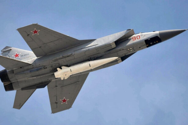 reactia ironica a mae dupa ce serviciile secrete ale lui putin au sustinut ca un avion rus urma sa fie deturnat catre baza kogalniceanu 6913154c9e645