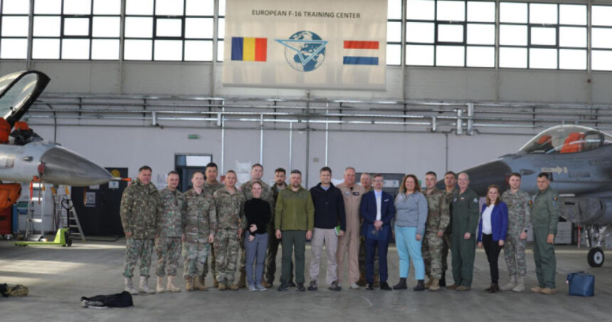 reuniune in domeniul apararii mapn sua vor continua sa sprijine ferm romania 691cbff9c73a4