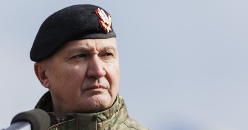 seful armatei dupa atacurile rusesti de la granita romaniei e aproape imposibil sa acoperi toata aceasta zona 691318d9a60c3