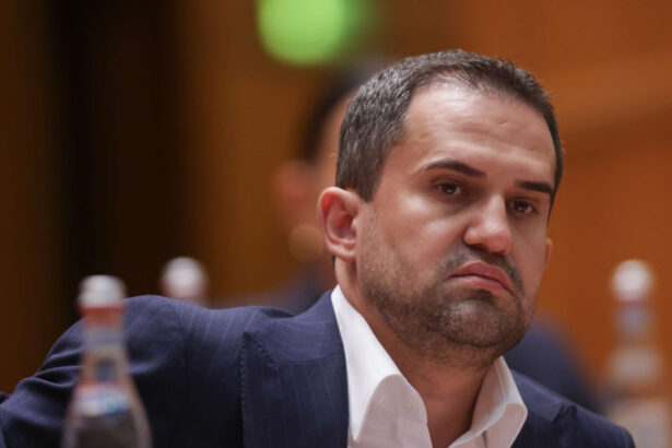 senatul a respins motiunea simpla a aur impotriva ministrului transporturilor ciprian serban 691b5644c5de8