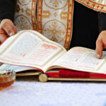 sfanta mucenita ecaterina 2025 preotul explica de ce ziua de 25 noiembrie este marcata cu cruce neagra in calendarul ortodox 692539207f513