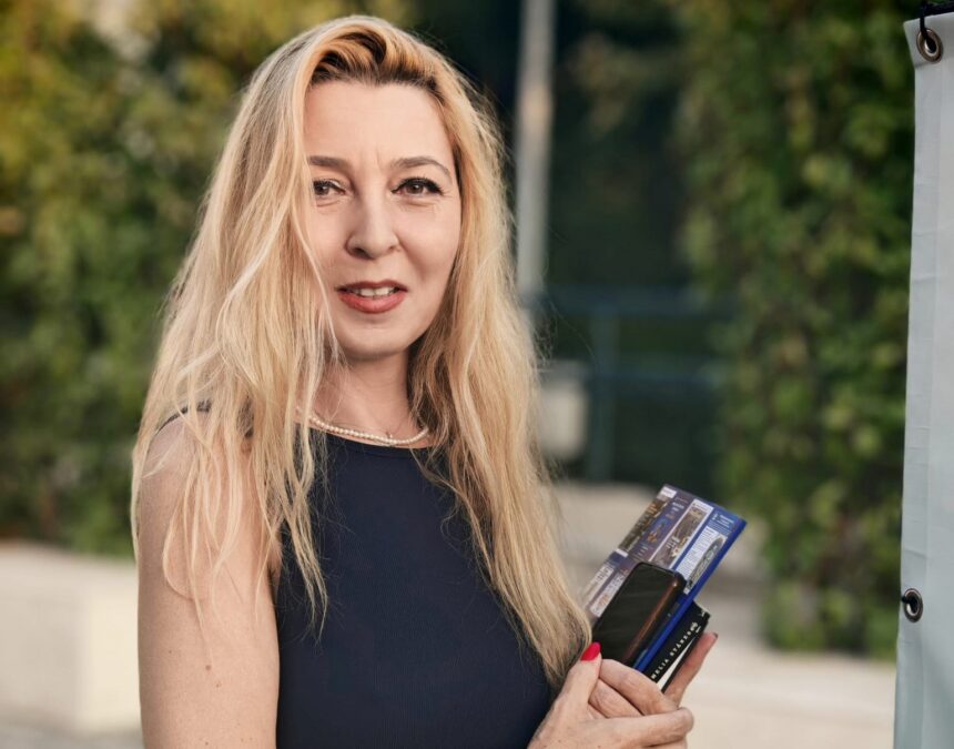 singuratatile de imprumut ale ameliei 691fd23f263ff