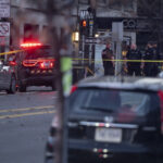 sua ingheata toate deciziile privind azilul dupa atacul armat din washington un membru al garzii nationale a murit 692ab42a2bcd5