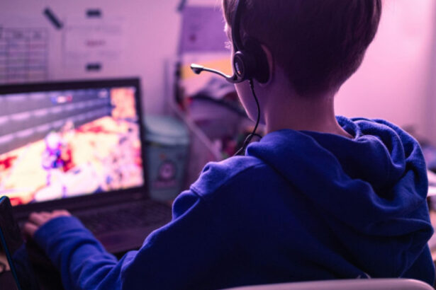 sudiu 69 dintre copiii romani cu varste intre 10 si 14 ani se joaca zilnic online 30 au baut cel putin o data iar 13 au fumat 692b32bb42cf5