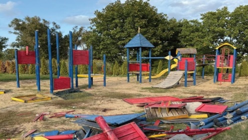 „Țara Piticilor“ va fi reconstruită complet: food truck-uri, zone de joacă, fitness, teren multisport și scenă pentru concerte 1 tara piticilor va fi refacuta din temelii food truck uri zone de joaca fitness teren multisport si scena pentru concerte 690536a92334d