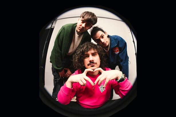 the kryptonite sparks marcheaza 10 ani de la lansarea piesei esti printr un mini turneu national 6906c2bb4282f