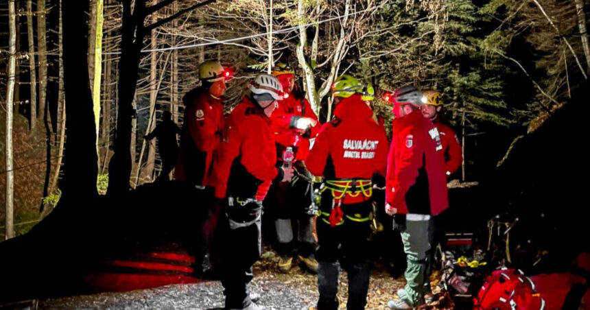 turist cu hipotermie disparut in bucegi dupa ce a cerut ajutor dupa 17 ore de cautari salvamontistii au gasit doar un rucsac 692490d607991