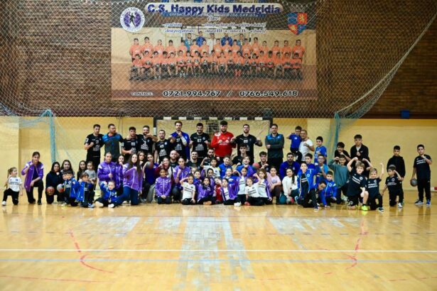 victorie pentru cs medgidia si multe jucarii donate copiilor nevoiasi 692c616769709