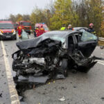 video accident grav in dolj doua masini s au ciocnit violent dupa ce un tanar a intrat pe contrasens doi morti si un ranit 6910724d03382