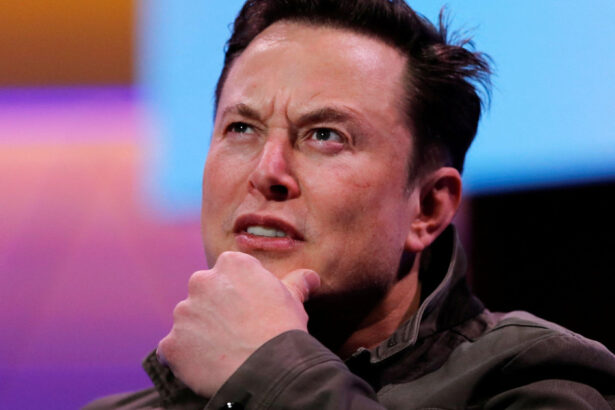 video actionarii tesla au aprobat planul de remunerare al lui elon musk cu 878 miliarde de dolari reactia celui mai bogat om din lume 690db326c0754