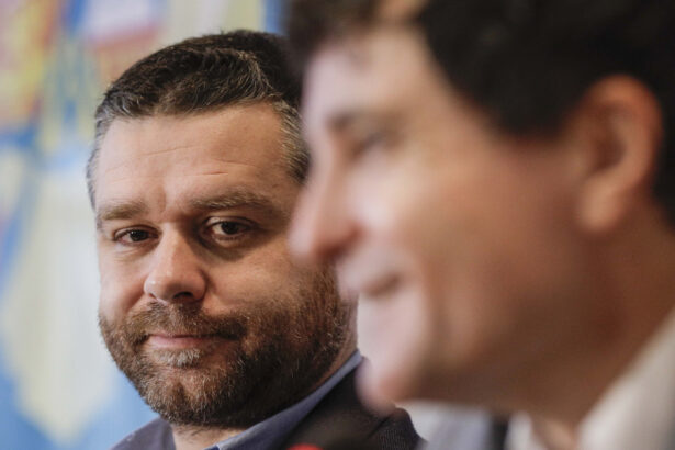 video ciprian ciucu vrea sa l invite pe nicusor dan la prezentarea programului de candidat pentru primaria capitalei este o onoare 690b471ab8371