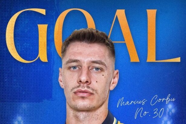 video cum s a bucurat singur singurel dupa golul inscris un tricolor din strainatate 690702899d923