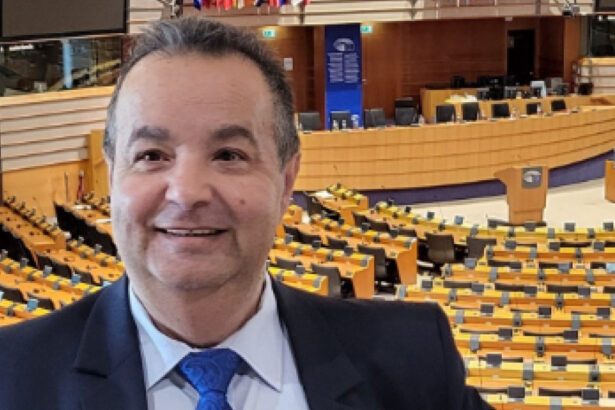 video dorin cioaba absolvent a doua facultati de stat politicienii au probleme cu diplomele ba nu o gasesc pe aia de bac ba sunt false 692ca771b6a10