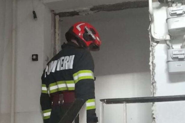 video explozie intr un bloc din ramnicu sarat zeci de oameni evacuati nu au fost victime care a fost cauza deflagratiei 69070a390b3ea