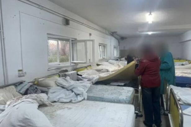 video imagini de groaza intr un spital de stat din romania pacienti legati si tinuti in mizerie 6914553bb6783