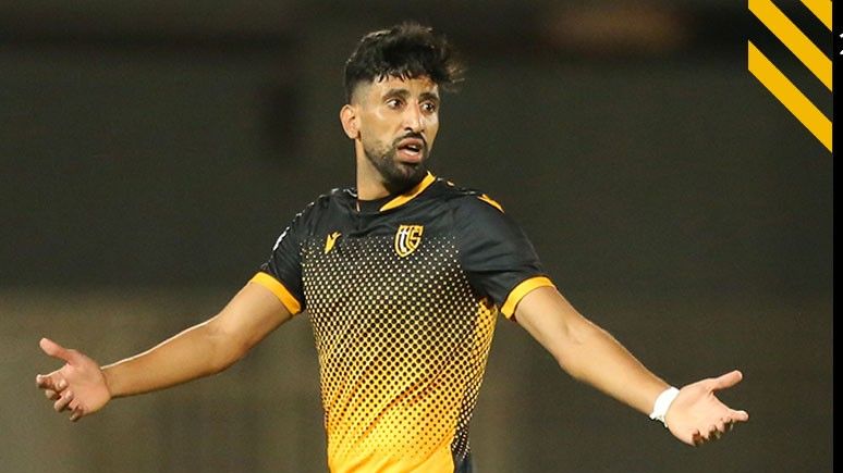 video mai ceva decat pancu si aproape ca moti jucatorul de camp intrat in poarta a aparat un penalty in prima liga 691086db7528c