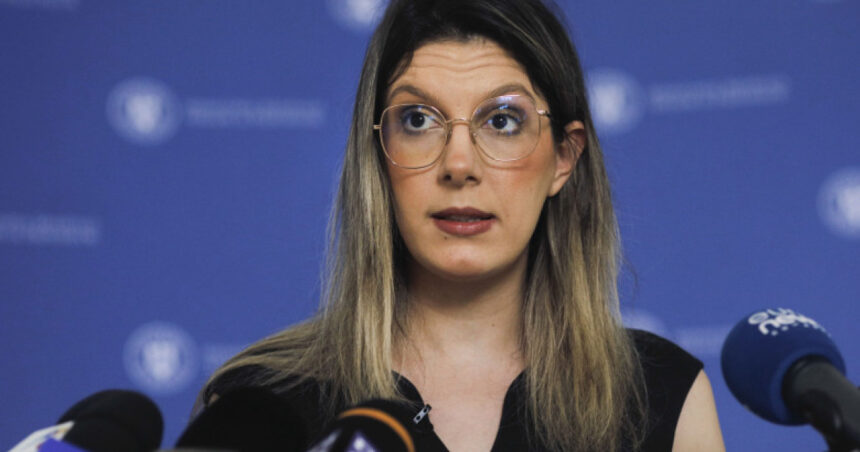 video ministra mediului peste 1 000 de imobile de pe litoral au ajuns ilegal in proprietate privata apele romane au inceput sa le revendice 69285aac4a472