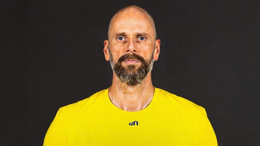 video numai ce a batut steaua si acum este out de la echipa 691446c0364fb