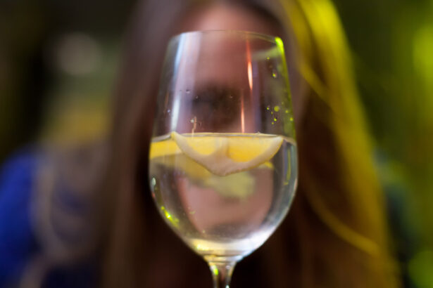 video orasul din romania care a introdus in mai multe baruri angel shot codul care poate folosit de femeile aflate in pericol 69195b9e9738b